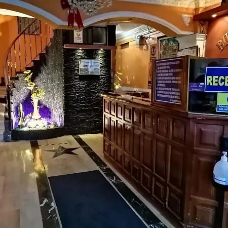 Escalera e instalaciones